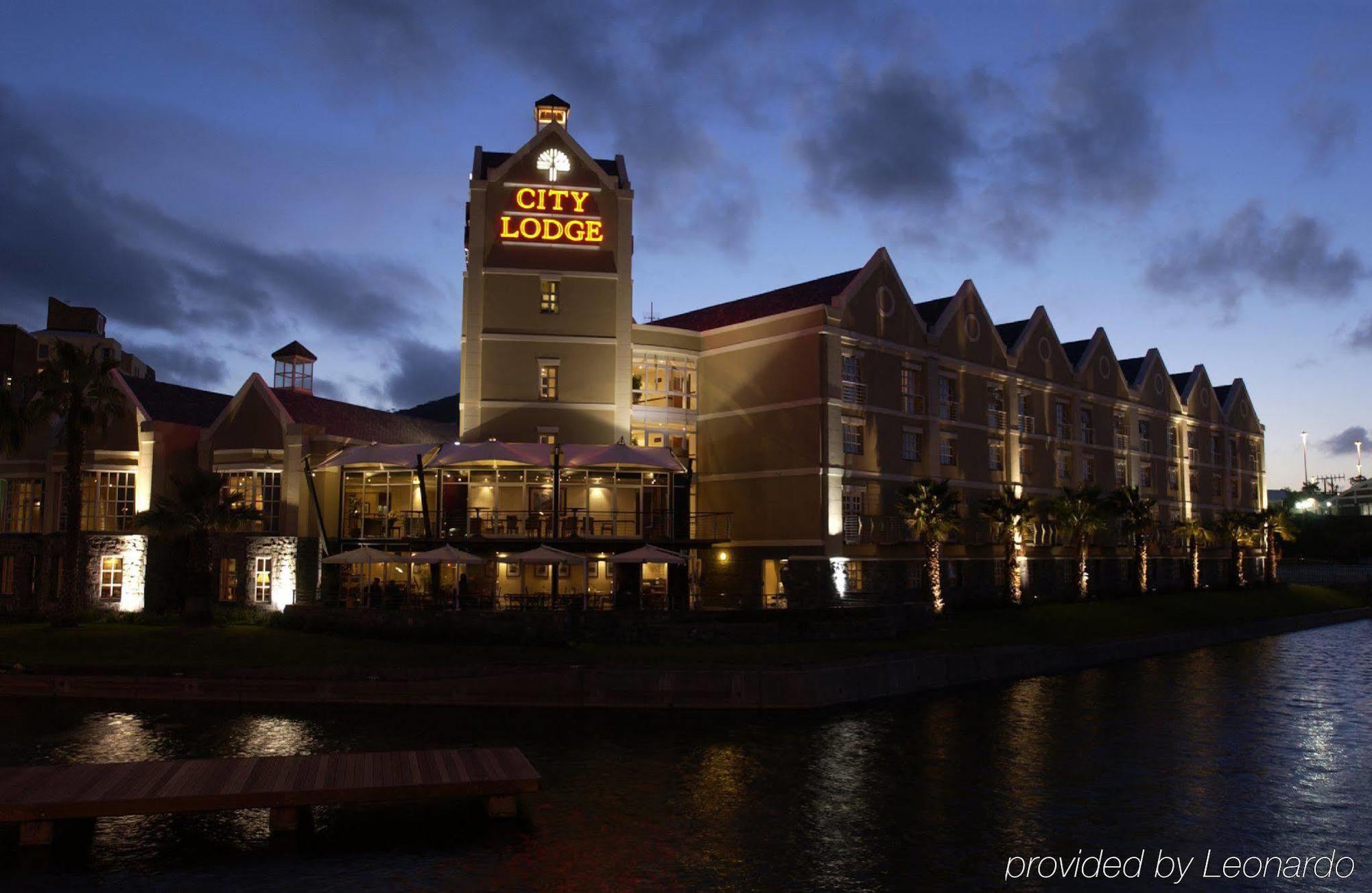 City Lodge Hotel V&A Waterfront Le Cap Extérieur photo